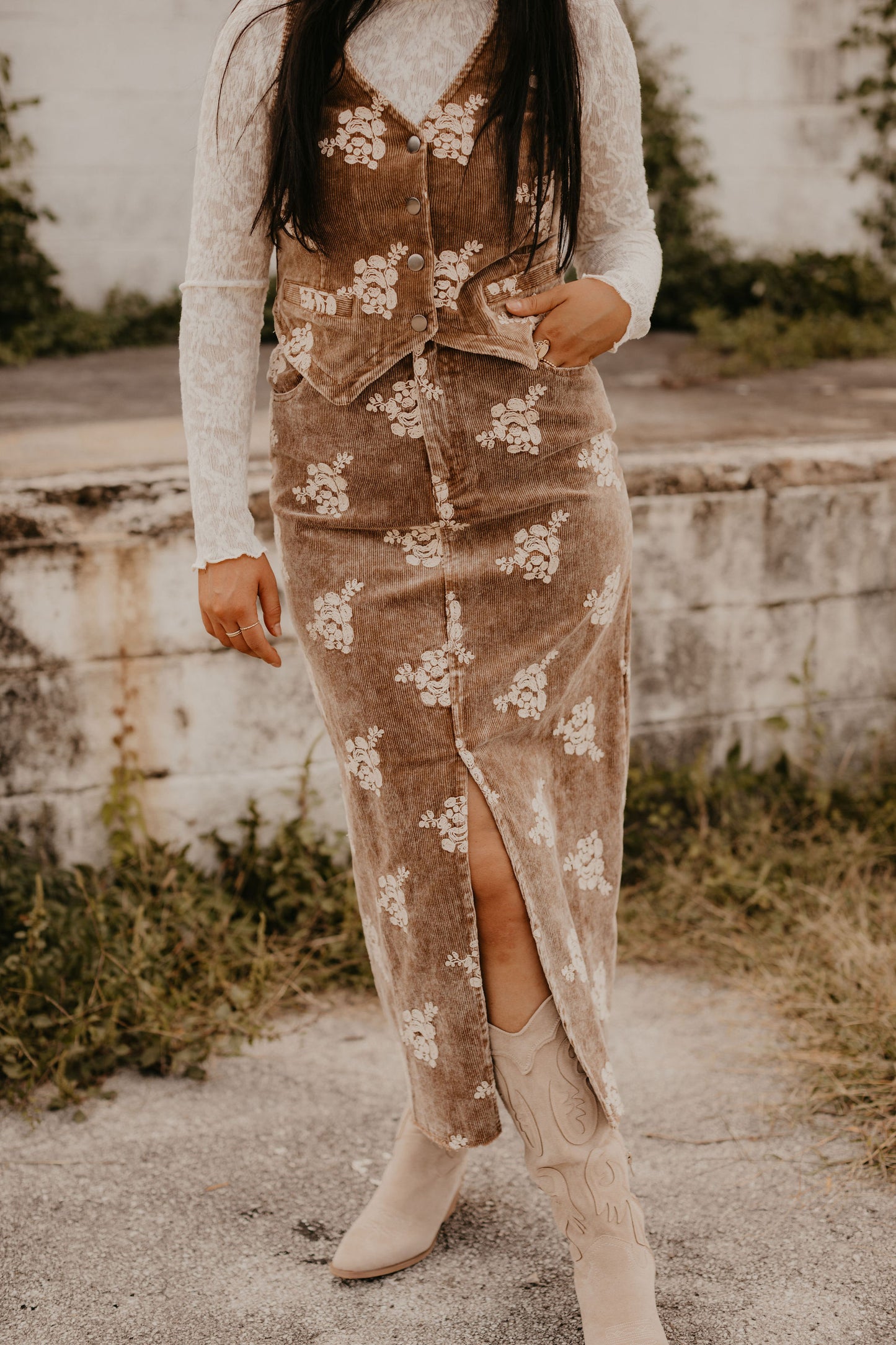 SHOW STOPPER CORDUROY SKIRT