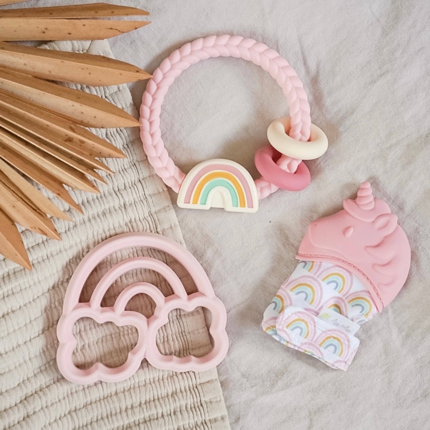 Itzy Mitt Silicone Teething Mitts
