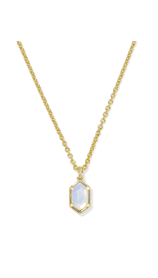 KENDRA SCOTT HALLIE SHORT PENDANT NECKLACE