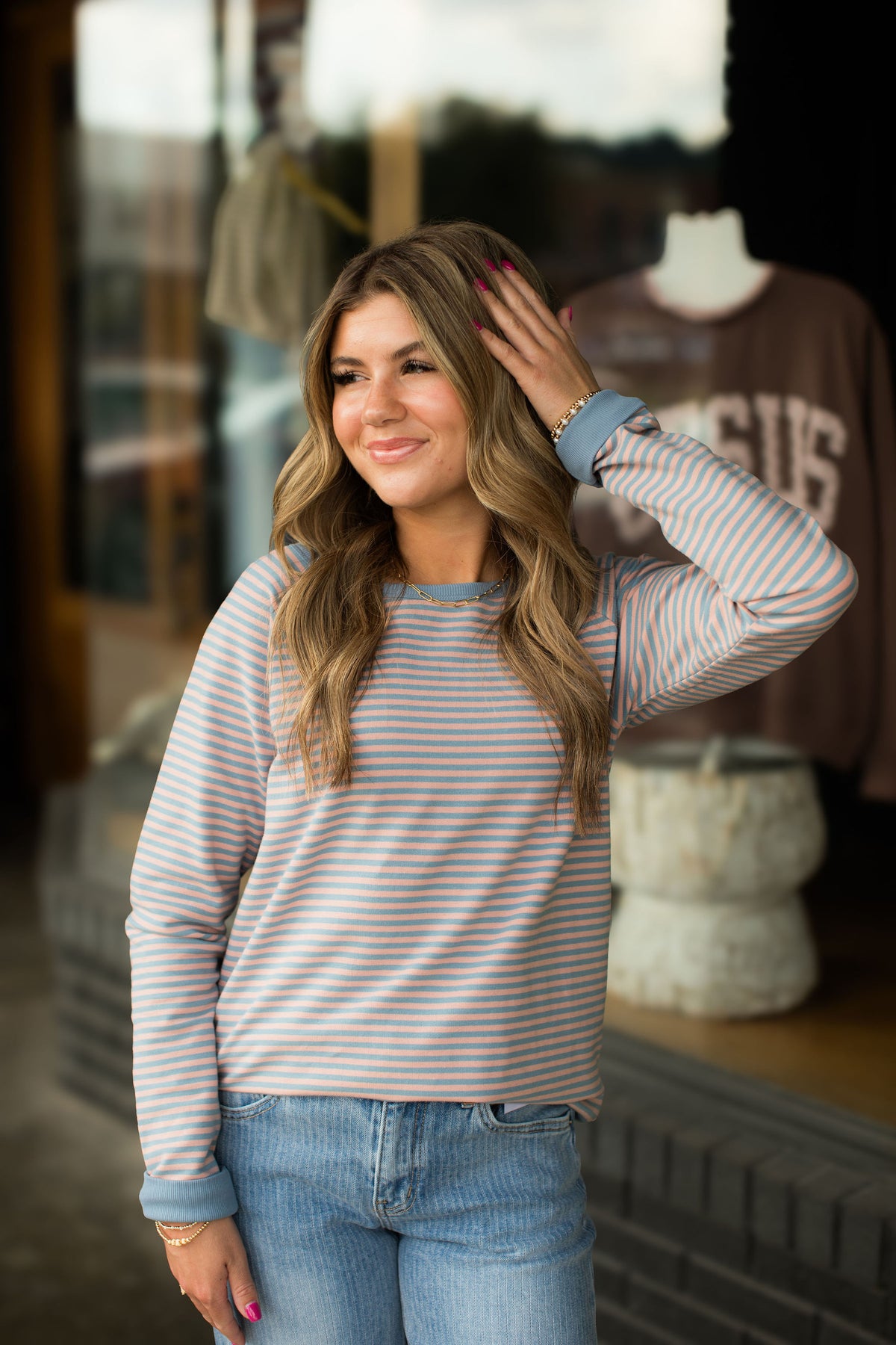 STEVIE RAGLAN SWEATSHIRT