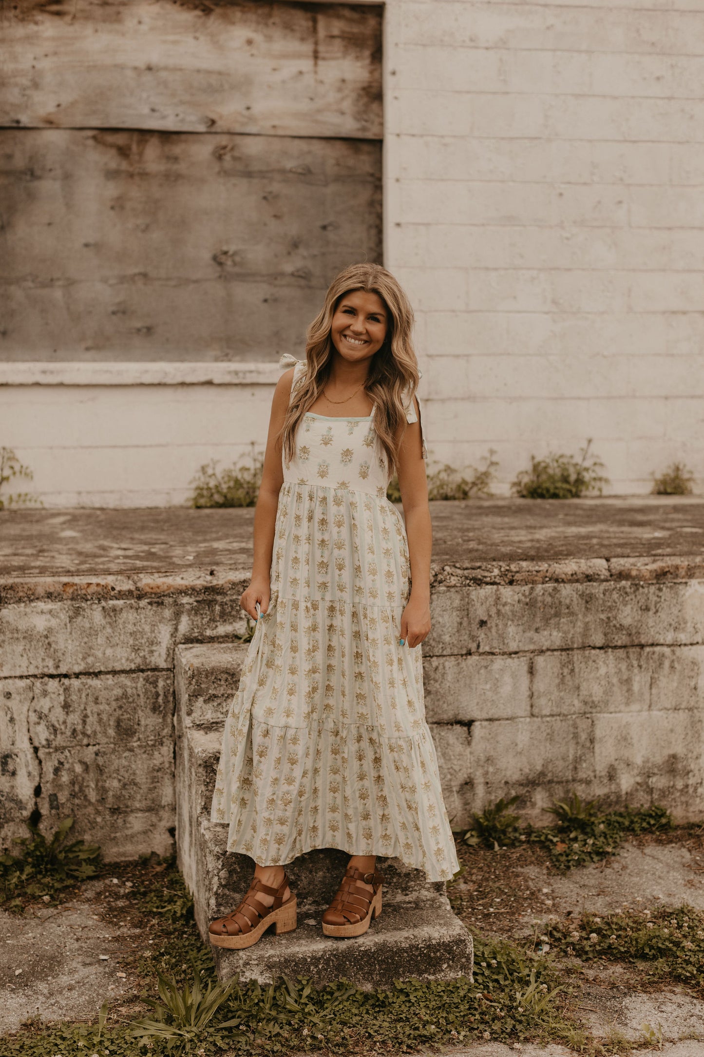 LYLA MIDI DRESS