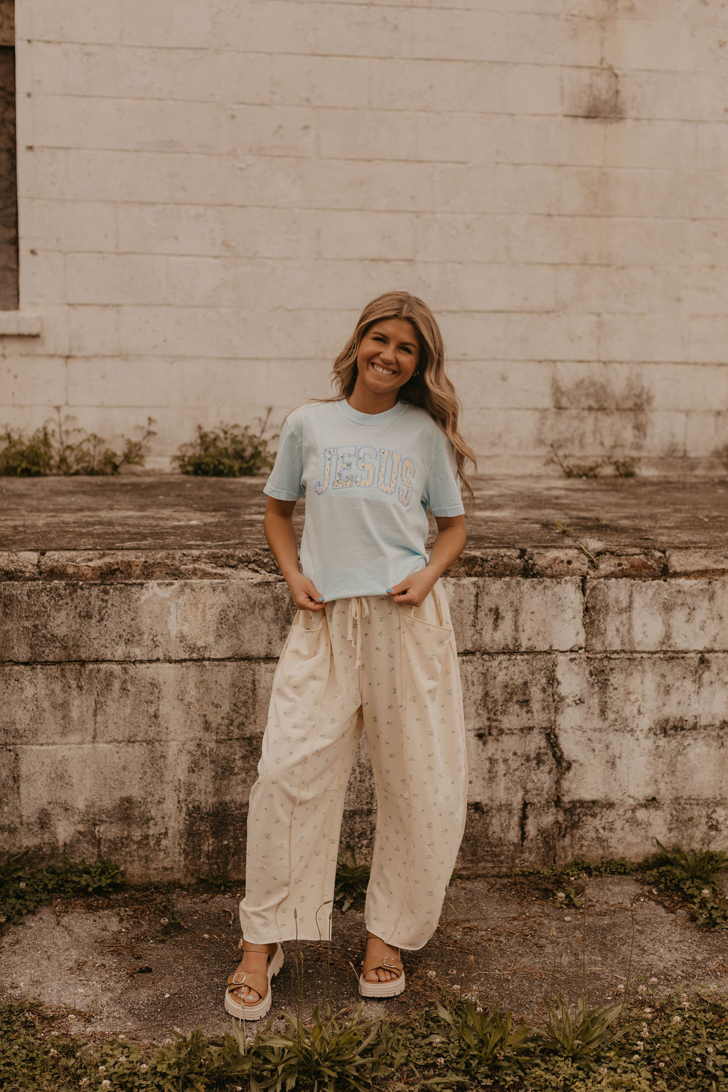 JESUS QUILTED GRAPHIC TEE