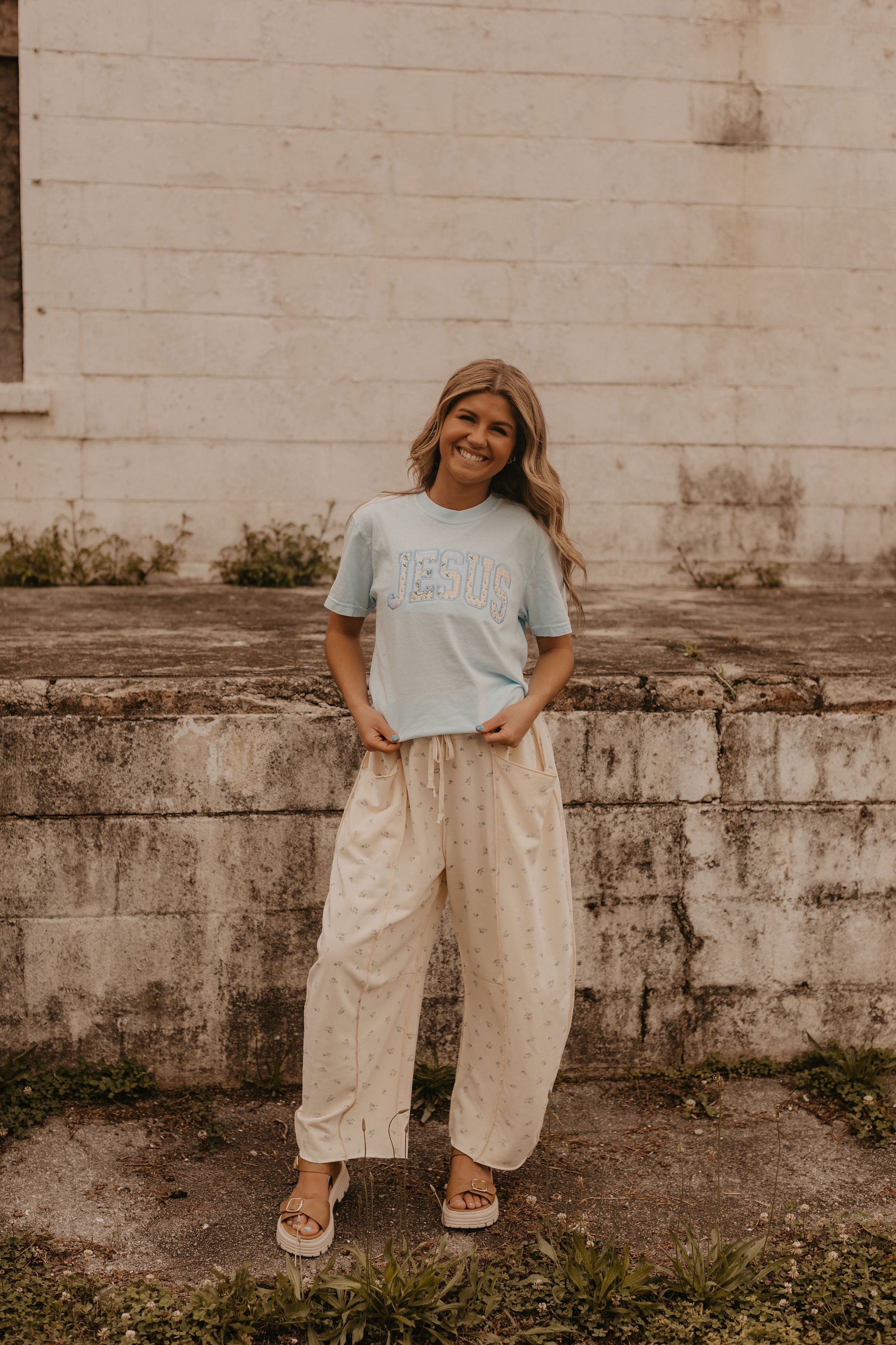 JESUS QUILTED GRAPHIC TEE
