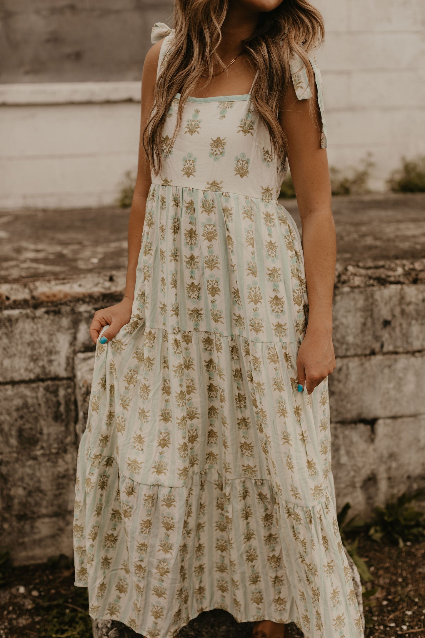 LYLA MIDI DRESS