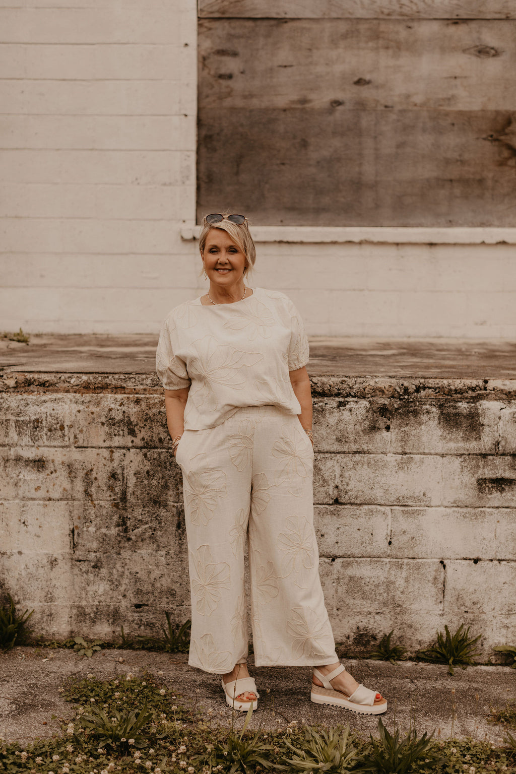 DEIDRA EMBROIDERED PANTS