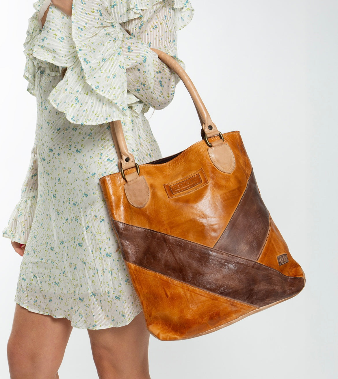 BED STU ITALIC CAFE LATTE RUSTIC