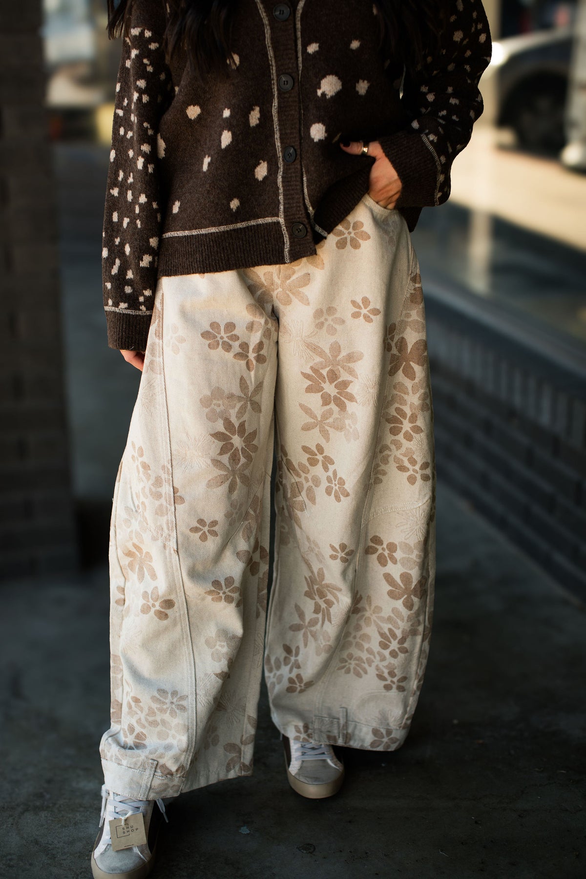 FLOWER BARREL JEANS