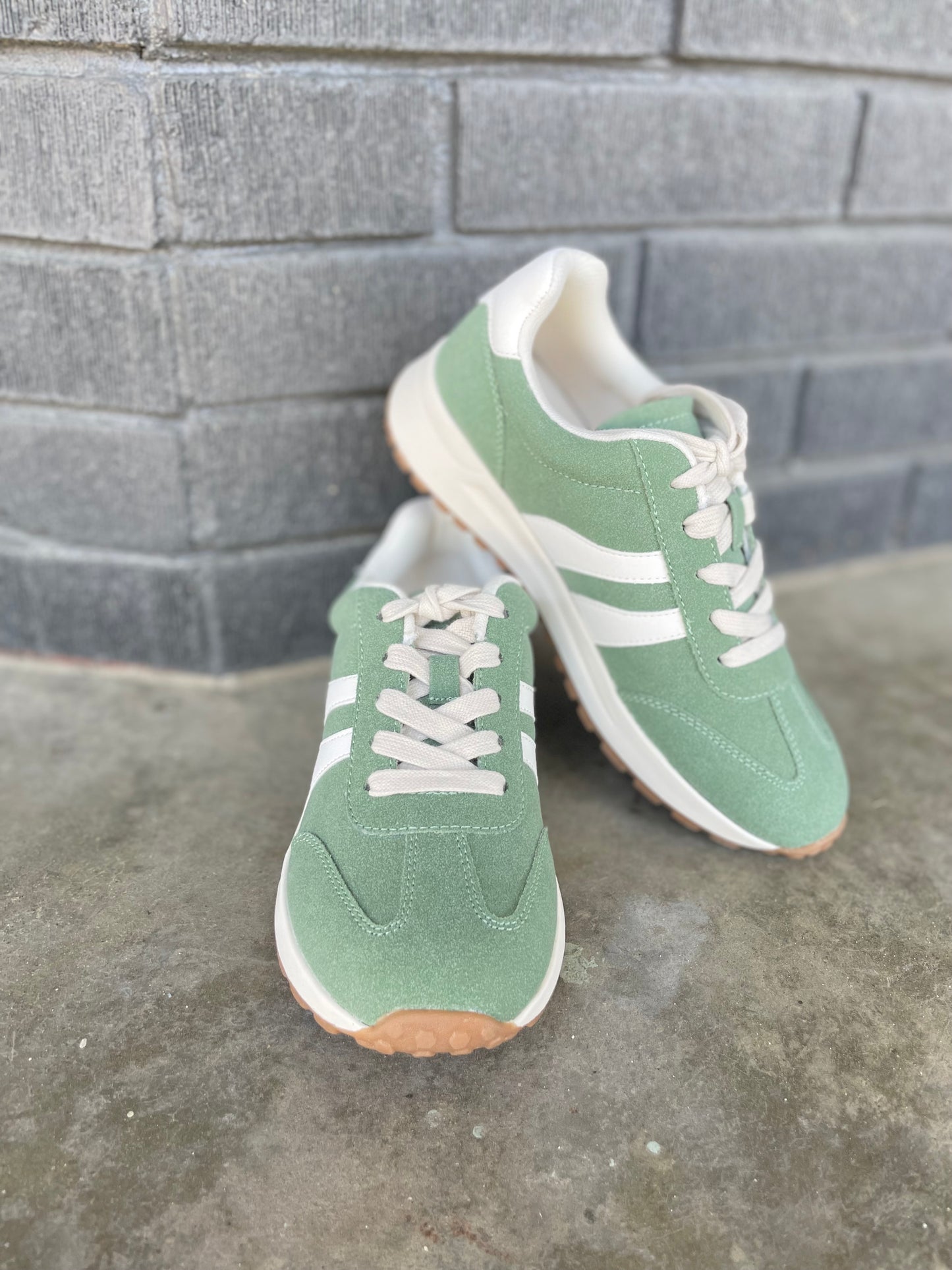EMERIE SNEAKERS