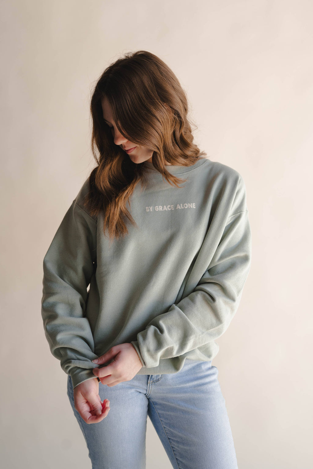 JESUS CHANGES EVERYTHING GRAPHIC SWEATSHIRT