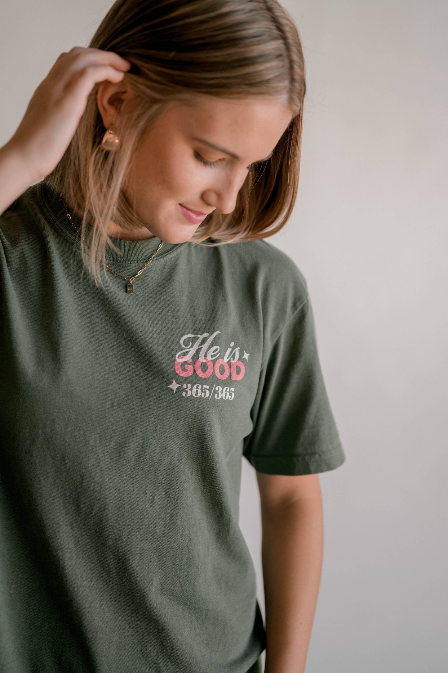 GOD IS GOOD GRAPHIC TEE