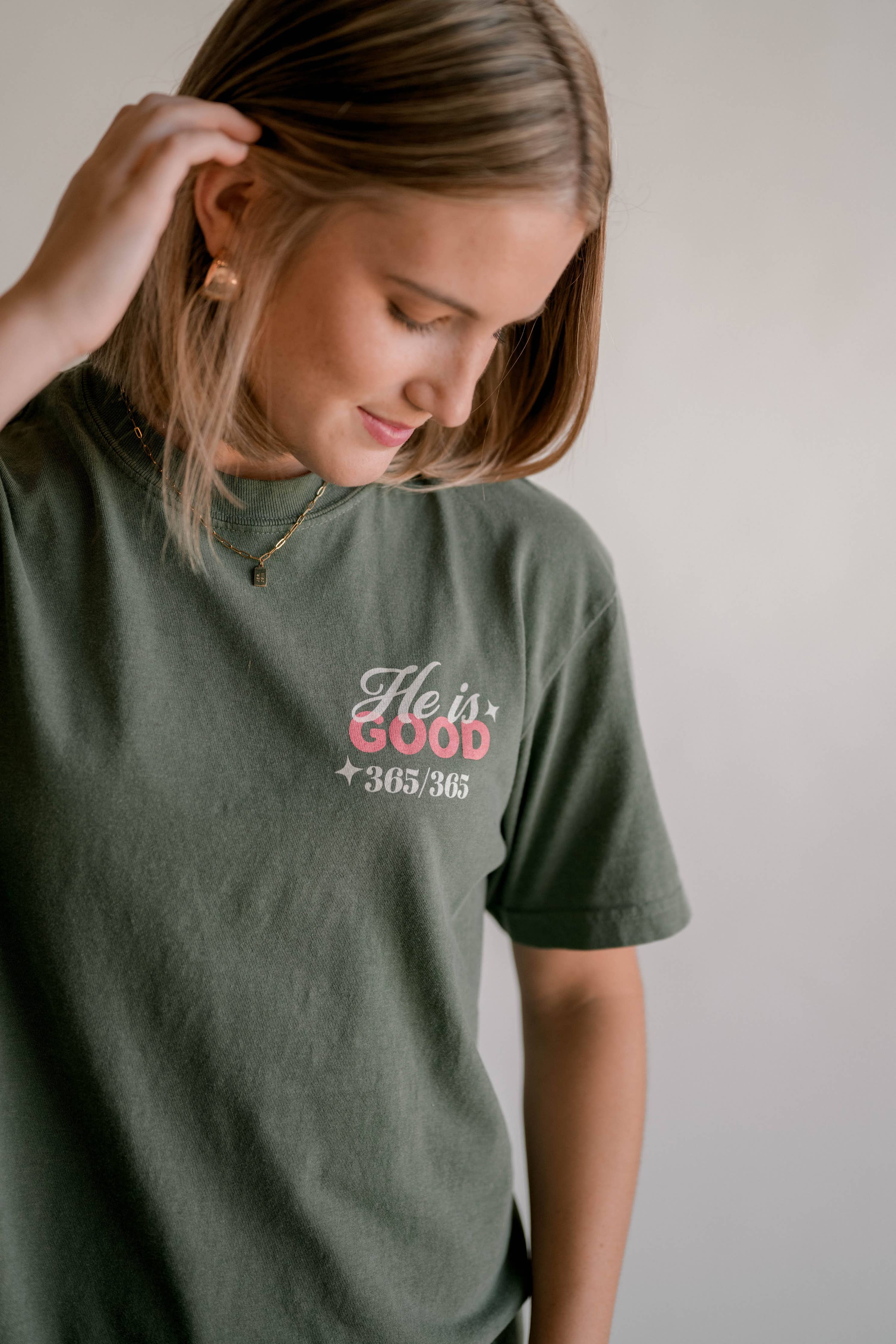 GOD IS GOOD GRAPHIC TEE